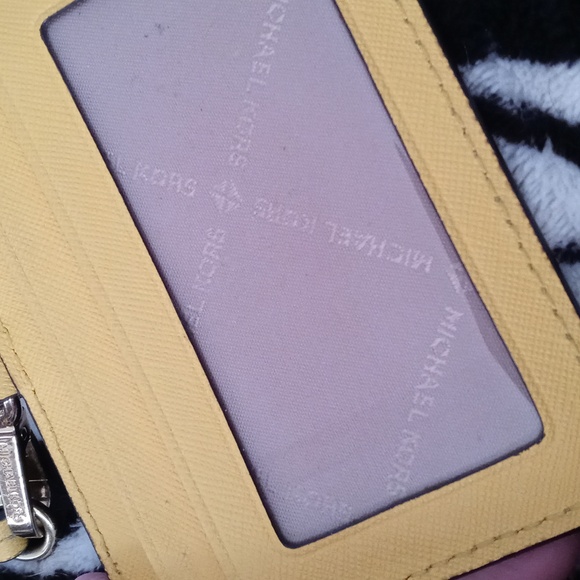 Michael Kors ID Holder with Card Slots - Picture 7 of 9